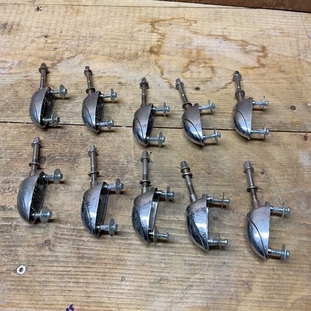 Gebruikte bongo lugs » VintageDrumlights ook voor used drumstuff.