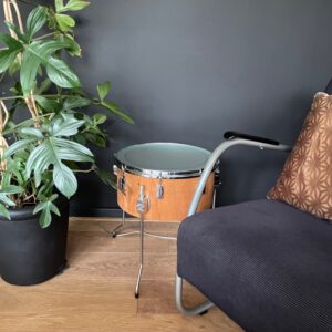 Houten bijzettafeltje